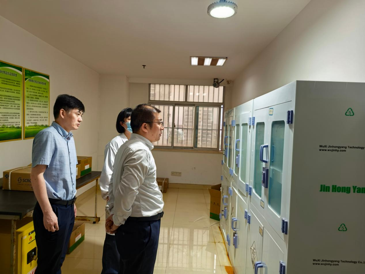 绷紧双节安全弦 筑牢平安防护网 ——我队开展中秋、国庆节前安全生产专项检查